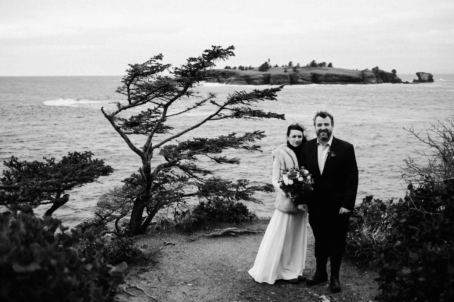 181-cloudy-pnw-elopement-on-film-at-cape-flattery-in-washington.jpg