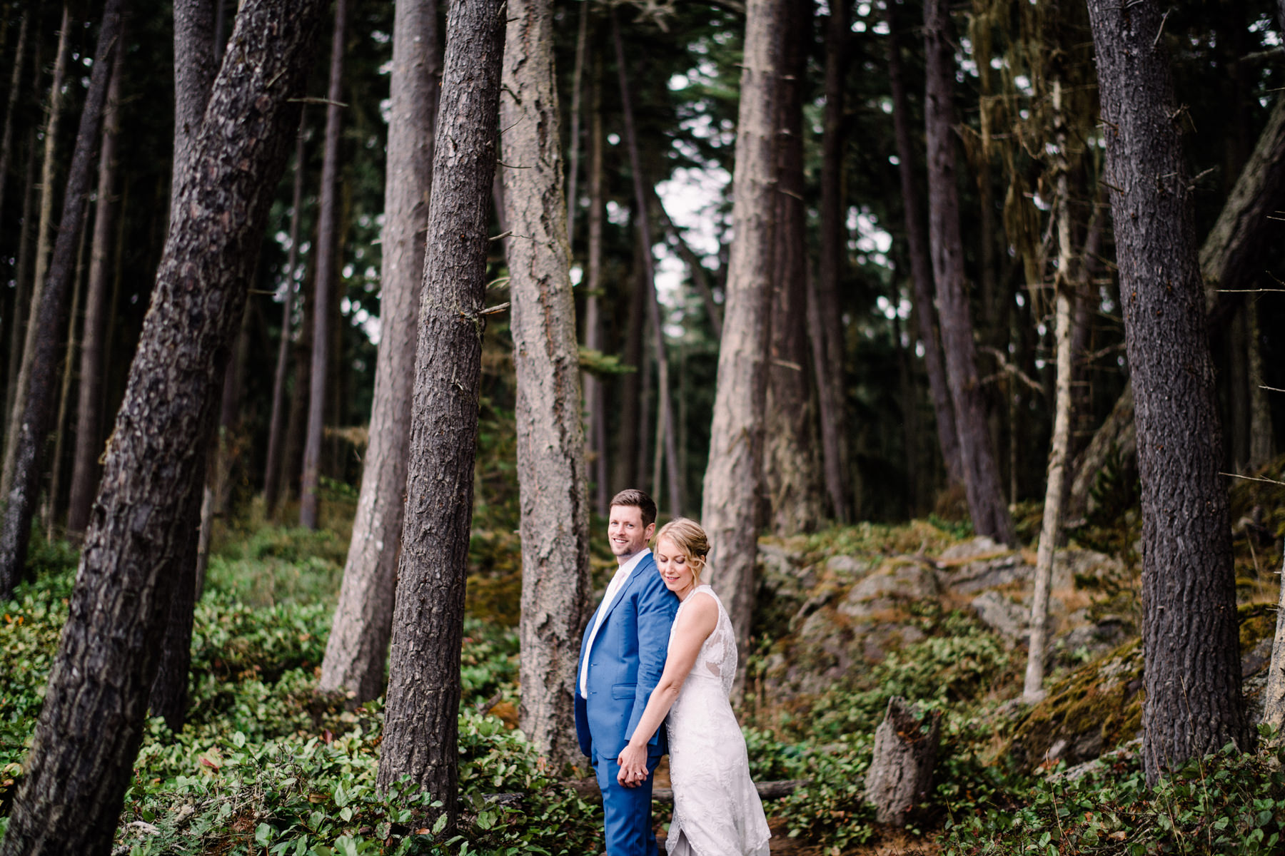 287-colorful-outdoor-lopez-island-wedding.jpg