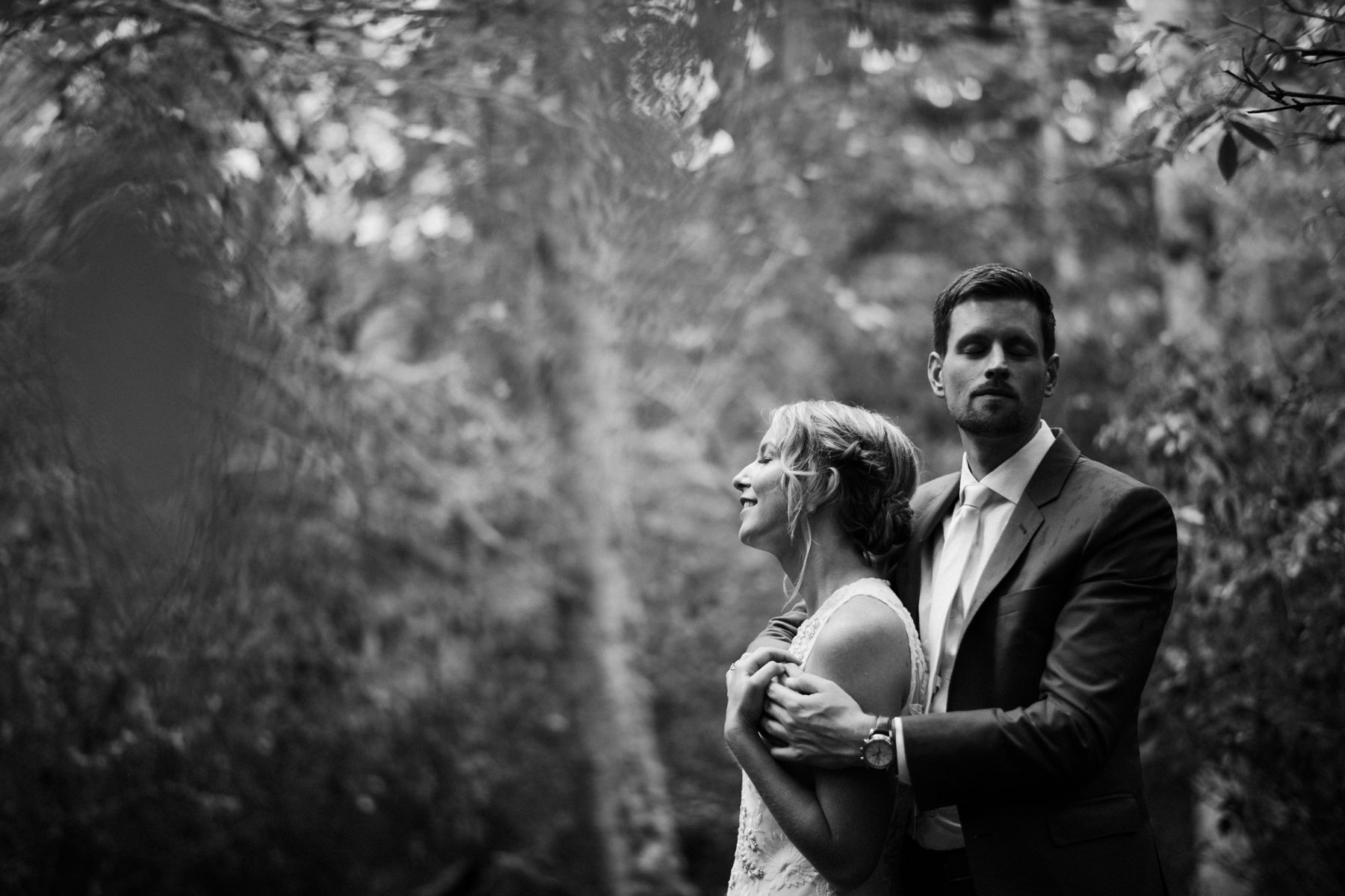 290-colorful-outdoor-lopez-island-wedding.jpg