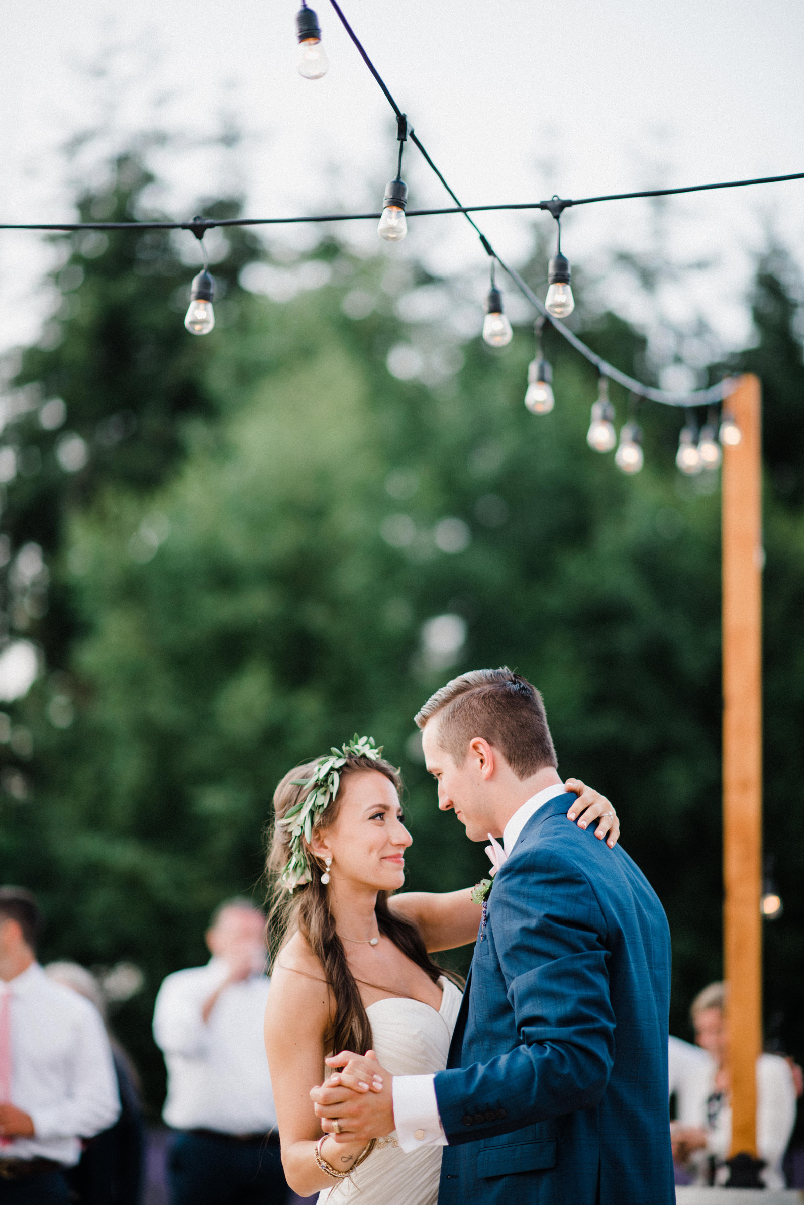 076-woodinville-lavendar-farm-wedding-with-golden-glowy-photos.jpg