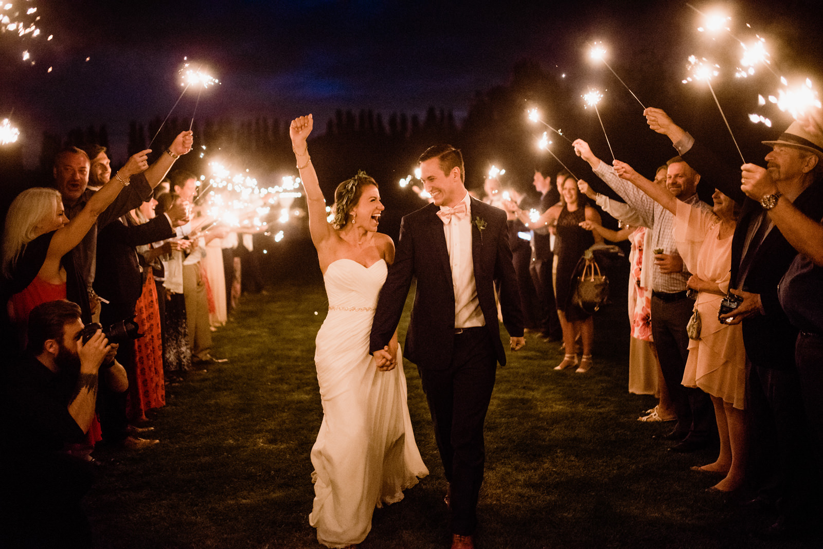 113-woodinville-lavendar-farm-wedding-with-golden-glowy-photos.jpg