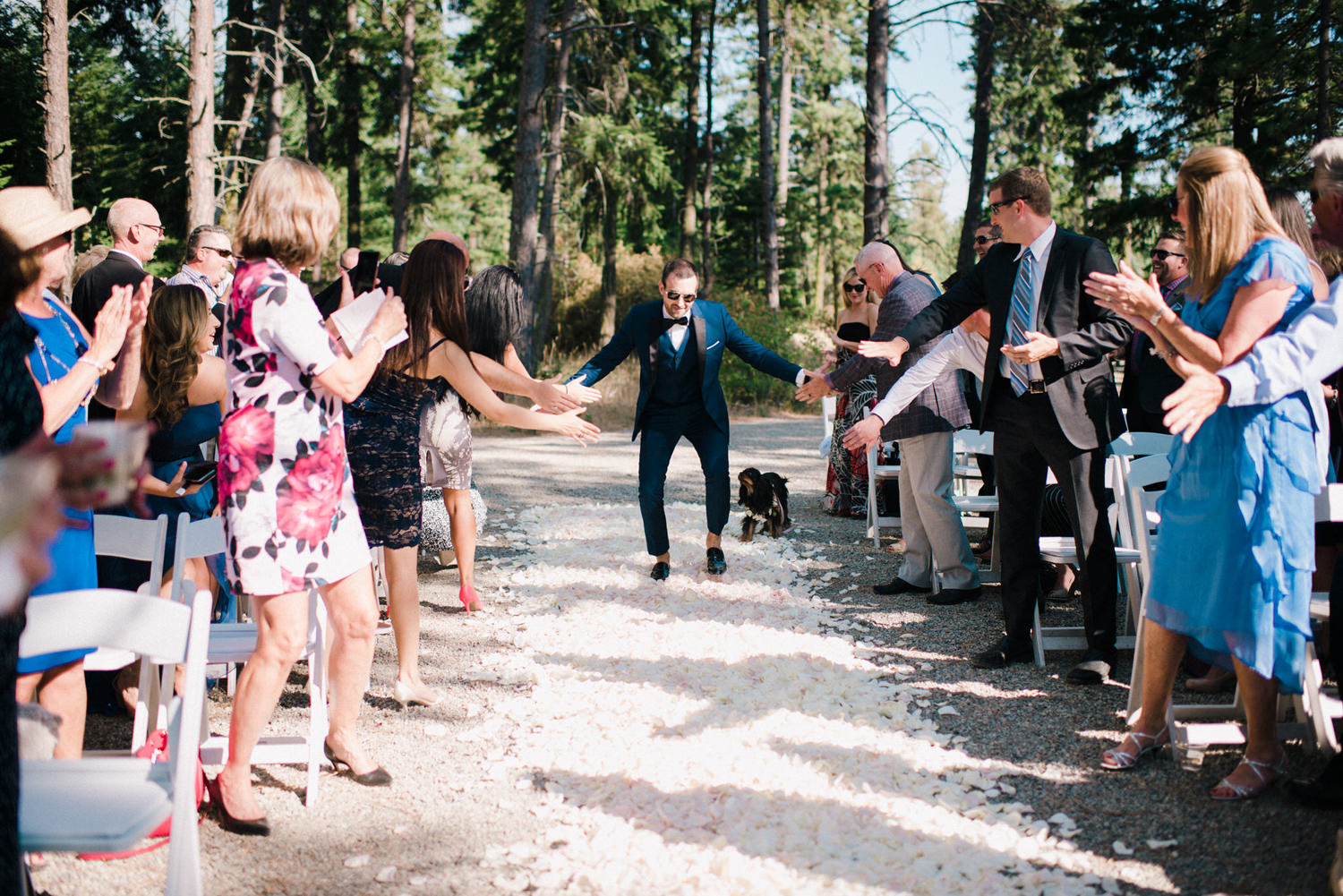 265-bright-coral-wedding-with-sinclair-and-moore-at-suncadia-resort.jpg