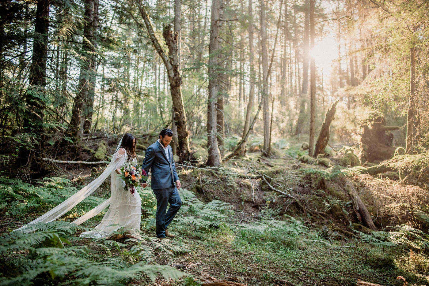 001-orcas-island-boho-forest-wedding-by-best-seattle-photographer.jpg