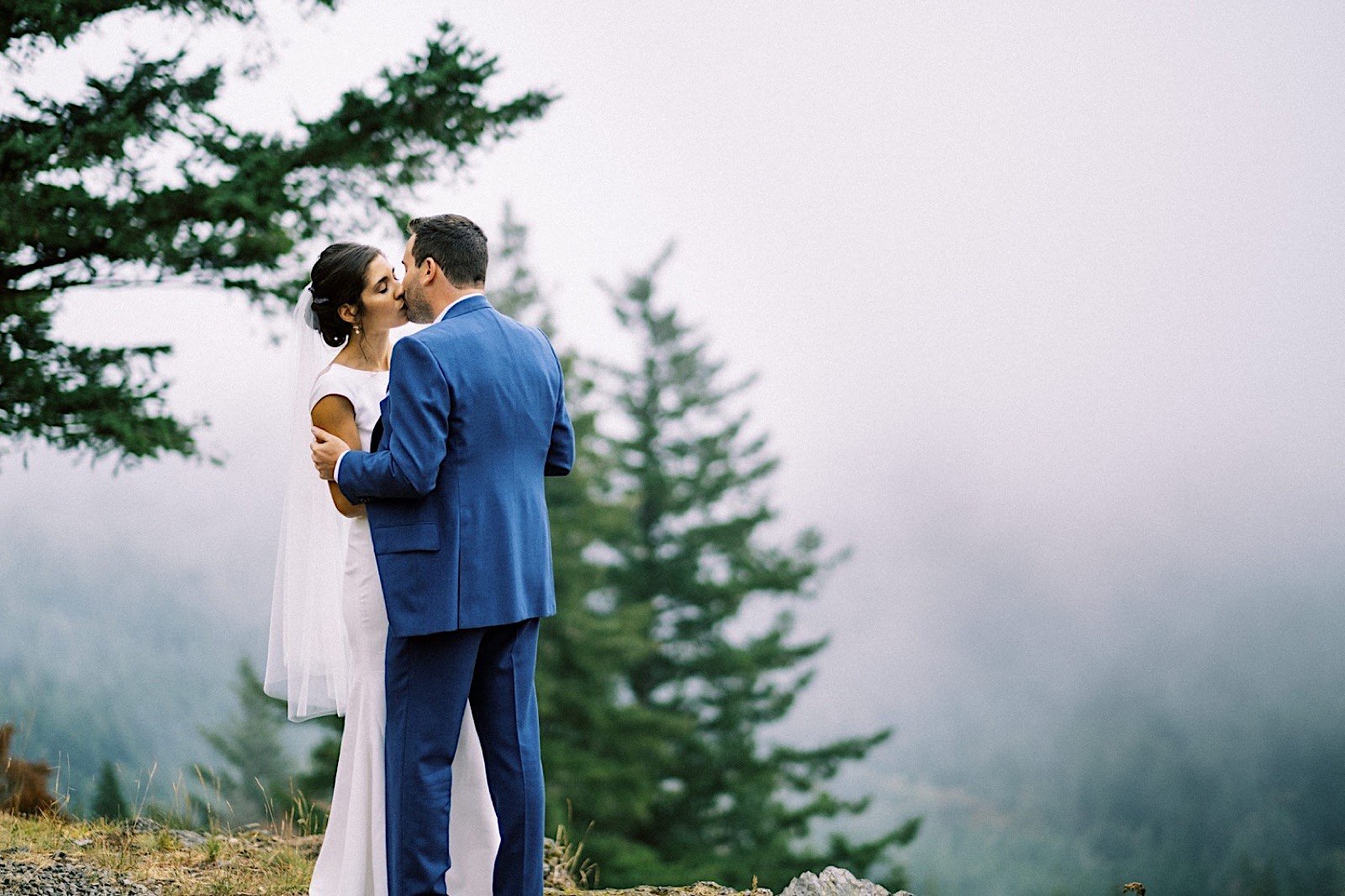 019_Island_Rosario_Resort_seattle_photographer_Wedding_by_at_Orcas_Outdoor_best_documentary.jpg