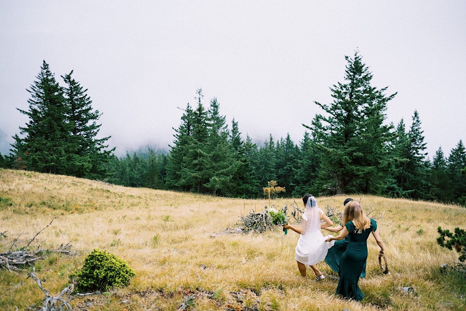 028_Island_Rosario_Resort_seattle_photographer_Wedding_by_at_Orcas_Outdoor_best_documentary.jpg