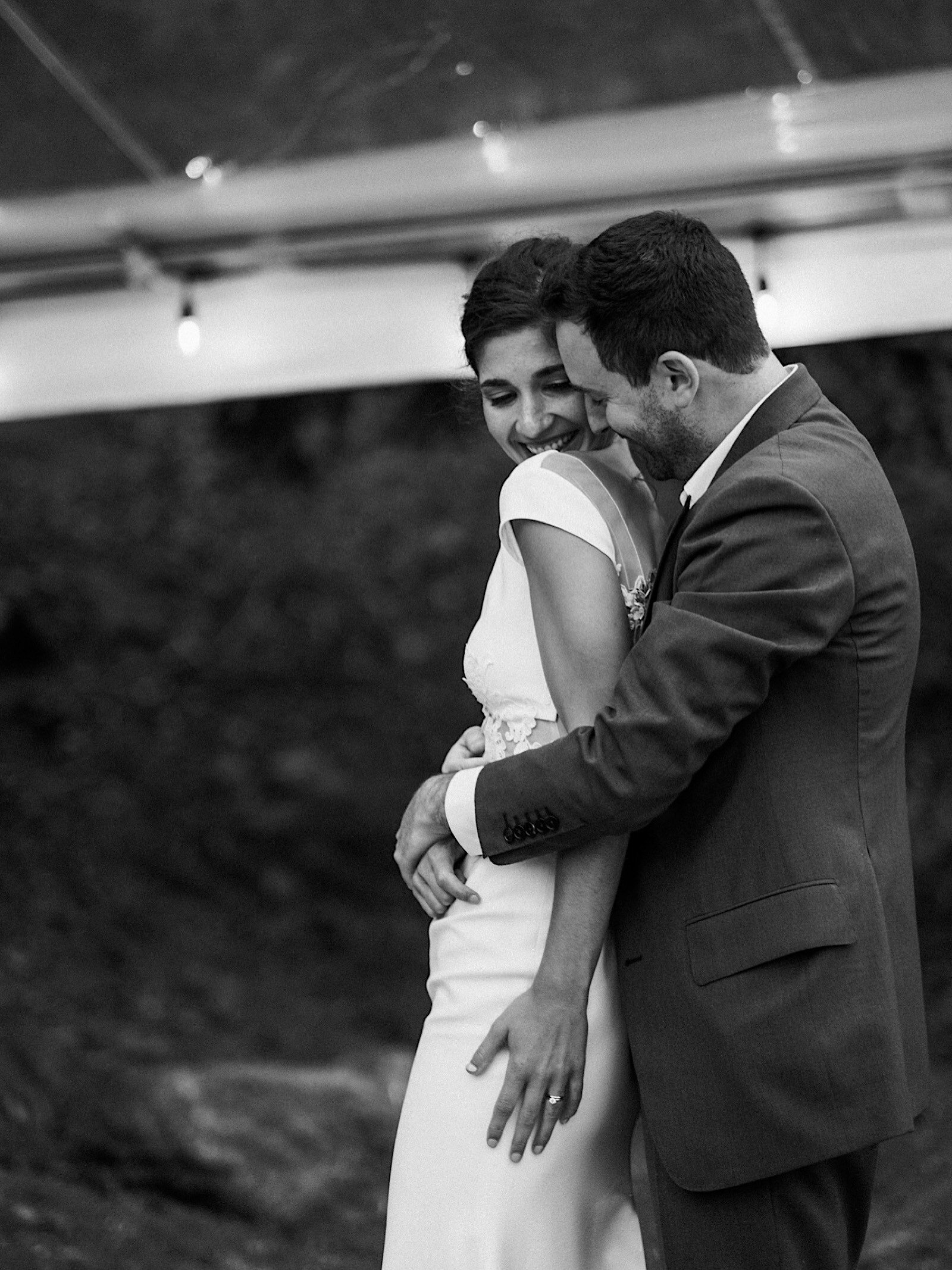 128_candid_and_photographer_seattle_Wedding_by_photography_best_natural.jpg