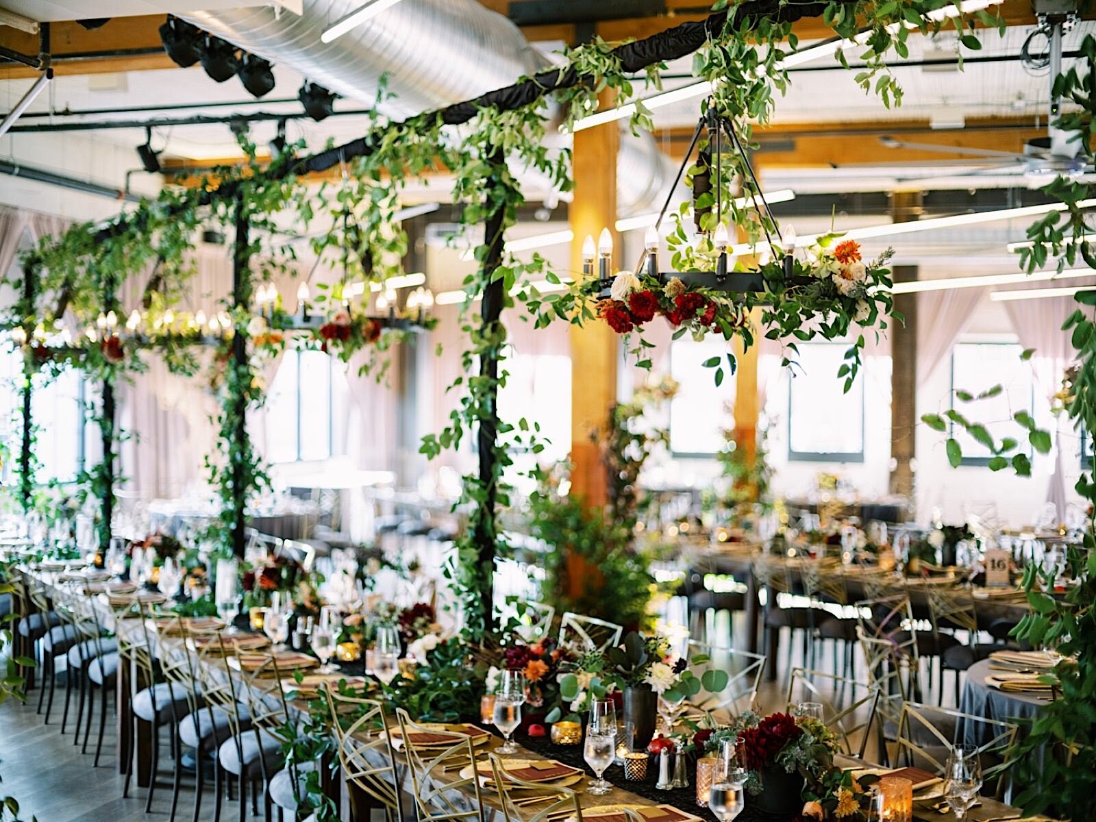44_Indoor_maroon_and_Velvet_Wedding_gold_With_fall_grey_Rich_tablecloths.jpg