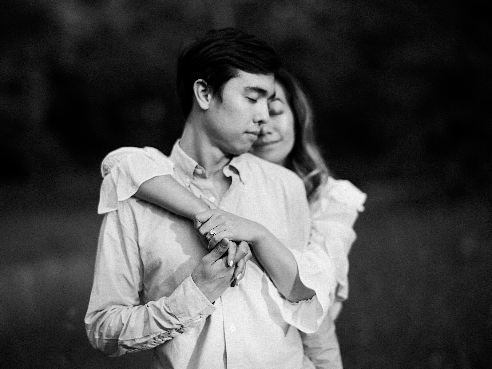 003_whitney-david-portraits-55_park_discovery_engagement_session.jpg