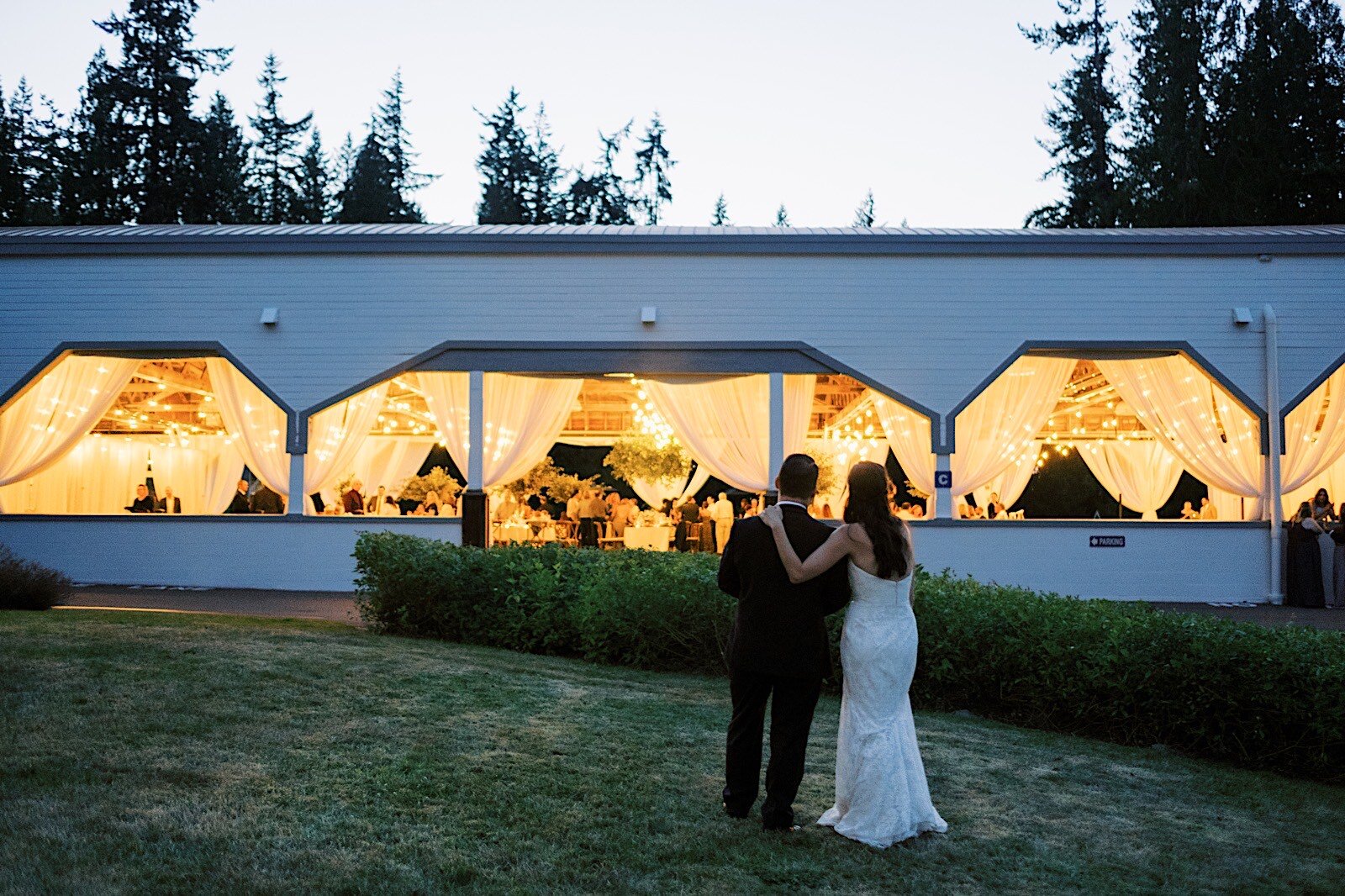 62_Wedding_Indoor_Reception_In_carnation_Outdoor.jpg