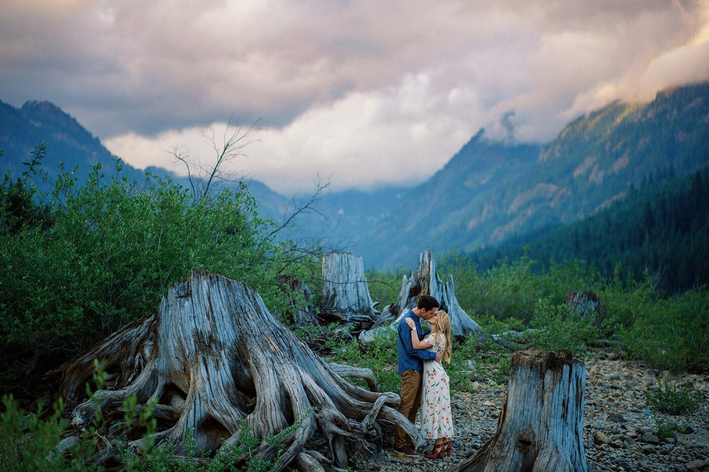 034_franklin falls and snoqualmie pass engagement session locations by ryan flynn.jpg