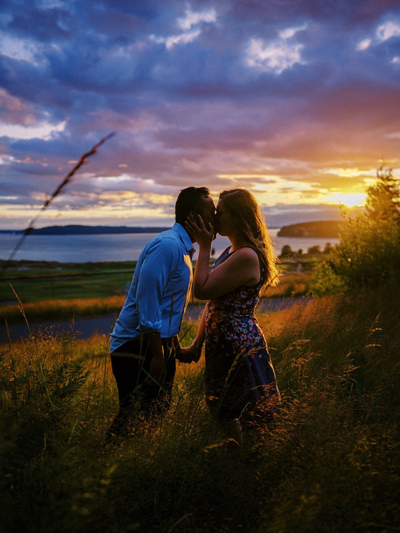 128_engagement photos at Chambers Bay by Tacoma wedding photographer Ryan Flynn.jpg