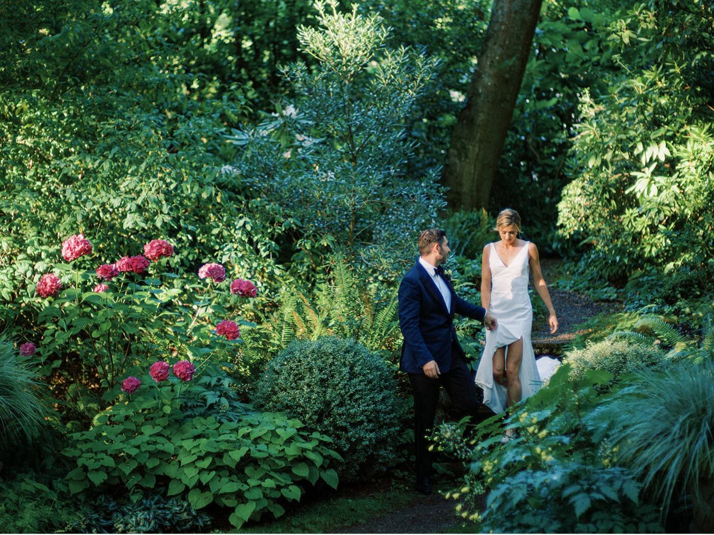 152_Seattle secret garden wedding by top Washington wedding photographer.jpg