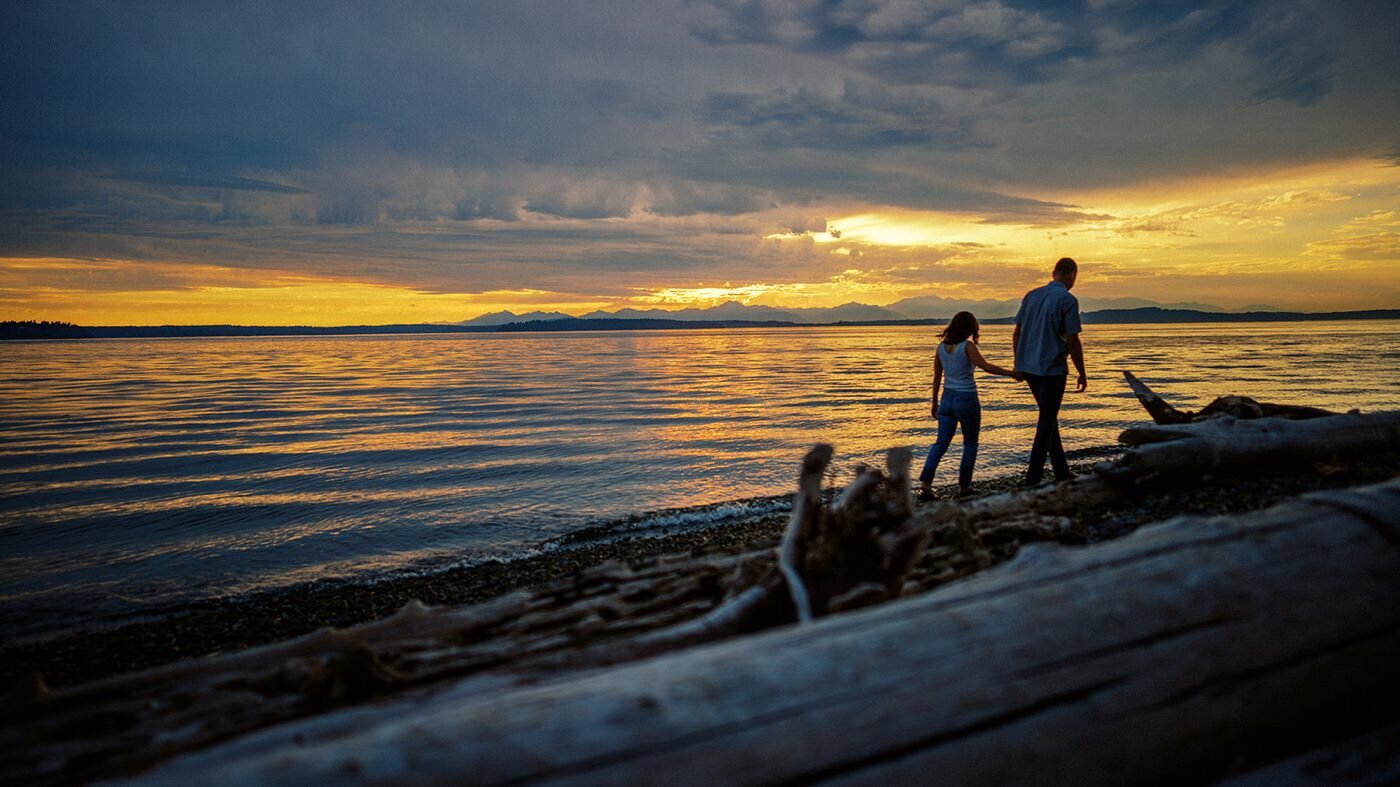 198_bright and colorful engagement photos in seattle by ryan flynn.jpg