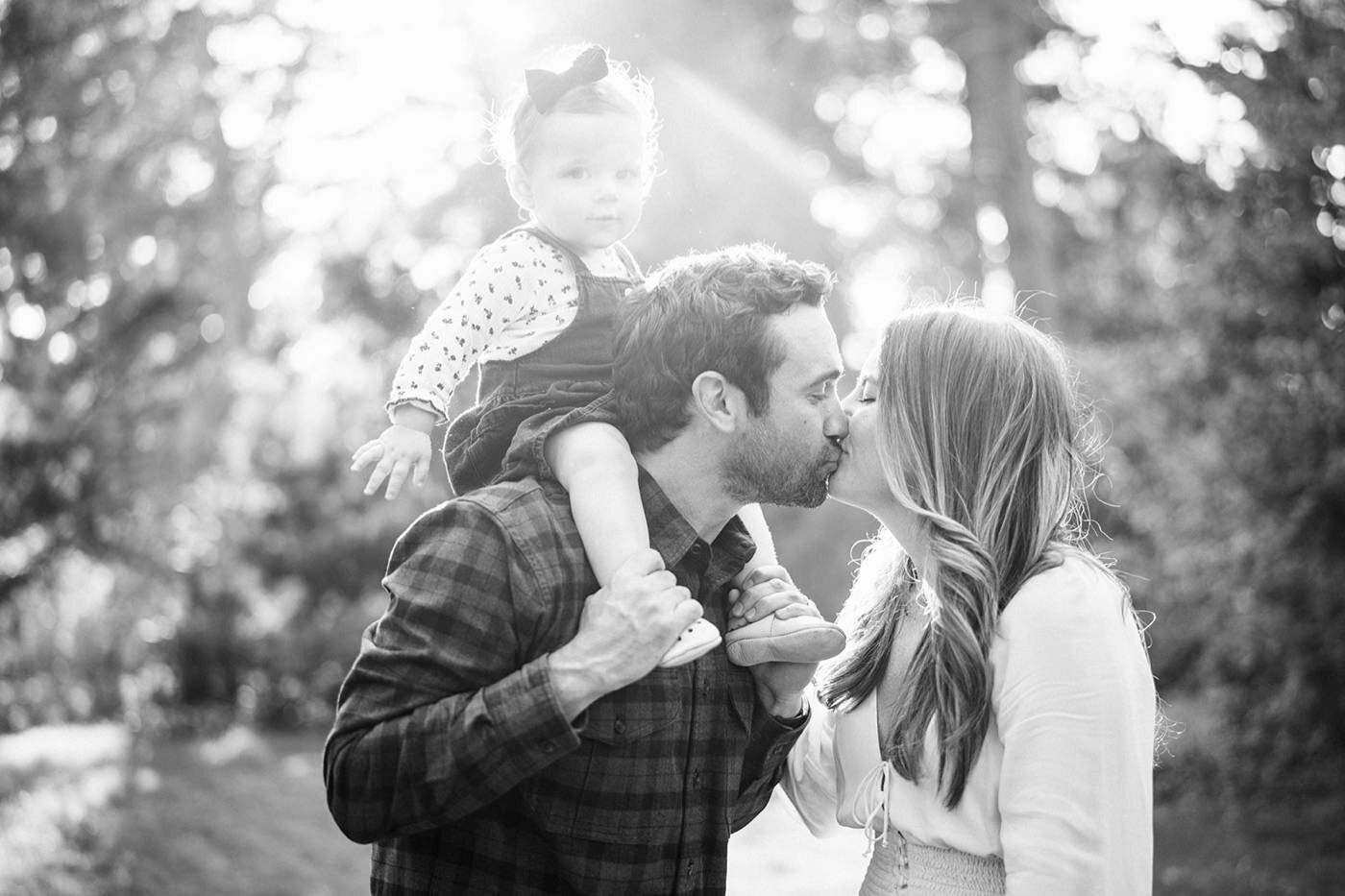 210_creative family portraits in seattle washington.jpg