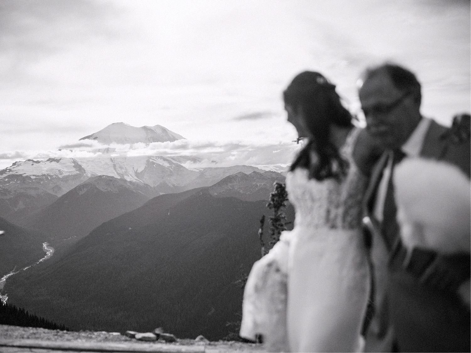 138_Crystal Mountain Resort wedding photos on a mountaintop.jpg