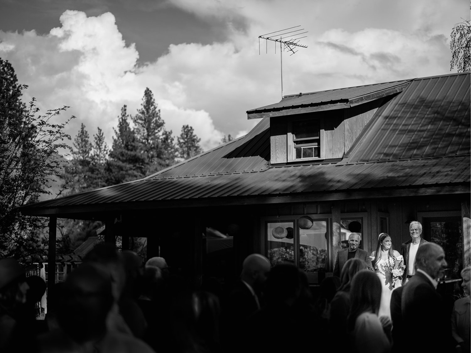 146_Methow Valley wedding in Winthrop Washington with true to life style.jpg