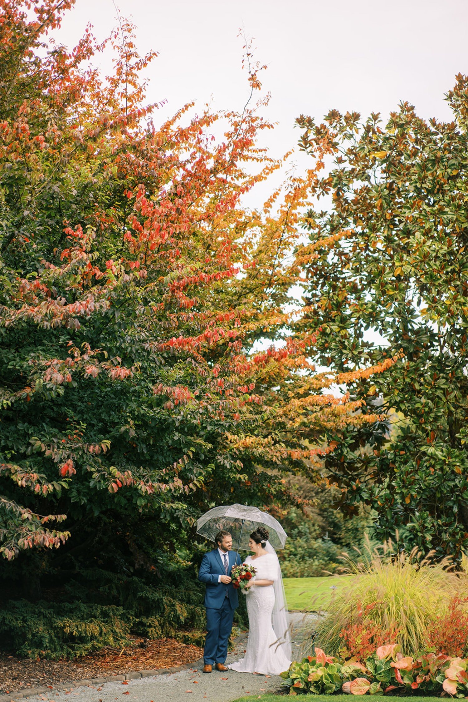 204_Willows Lodge wedding in Woodinville by best Seattle wedding photographer.jpg