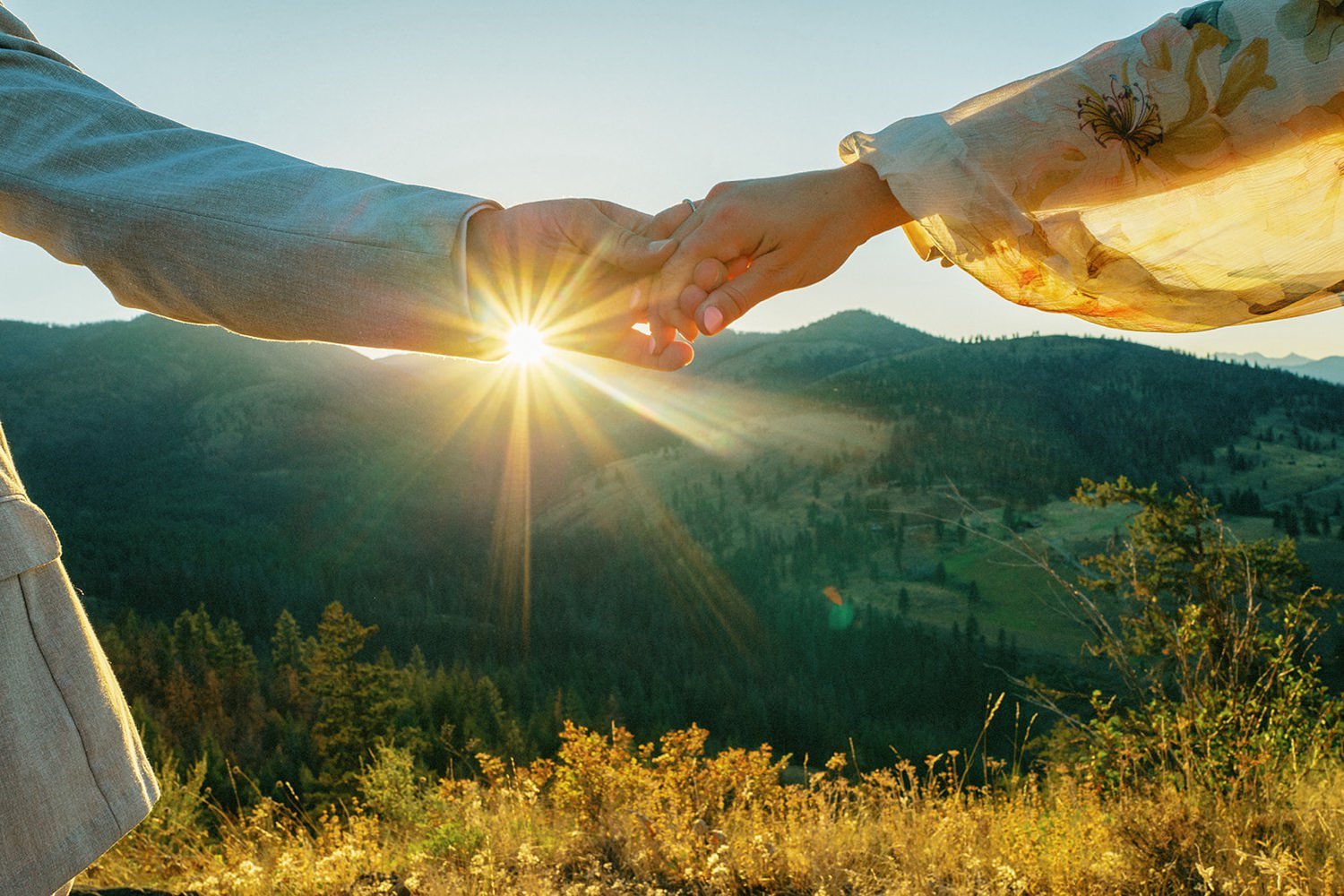 003_Adventurous engagement session in the mountains of Winthrop, by top Washington wedding and elopement photographer .jpg