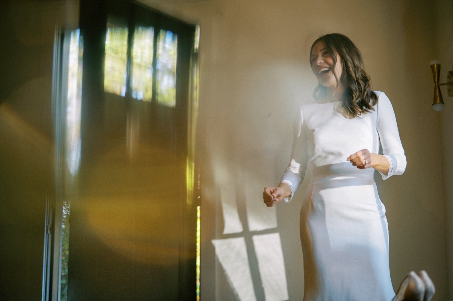 021_A colorful PNW outdoor wedding at the Captain Whidbey Inn, with Clutch Events and Ryan Flynn Photography.jpg