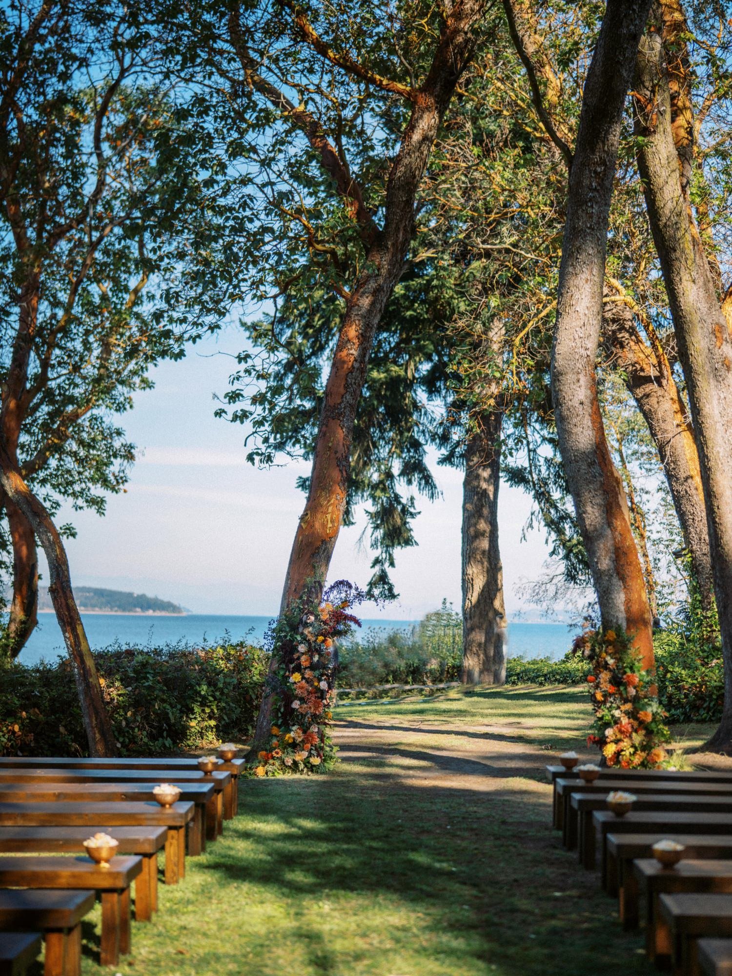 027_A colorful PNW outdoor wedding at the Captain Whidbey Inn, with Clutch Events and Ryan Flynn Photography.jpg