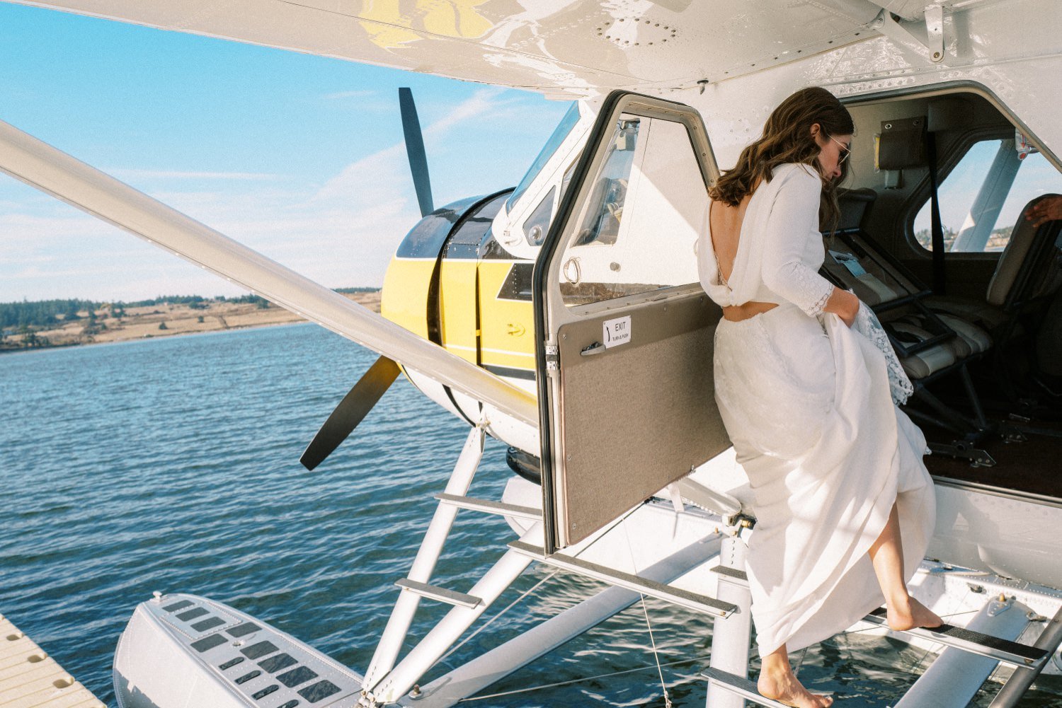 064_A colorful PNW outdoor wedding at the Captain Whidbey Inn, with Clutch Events and Ryan Flynn Photography.jpg
