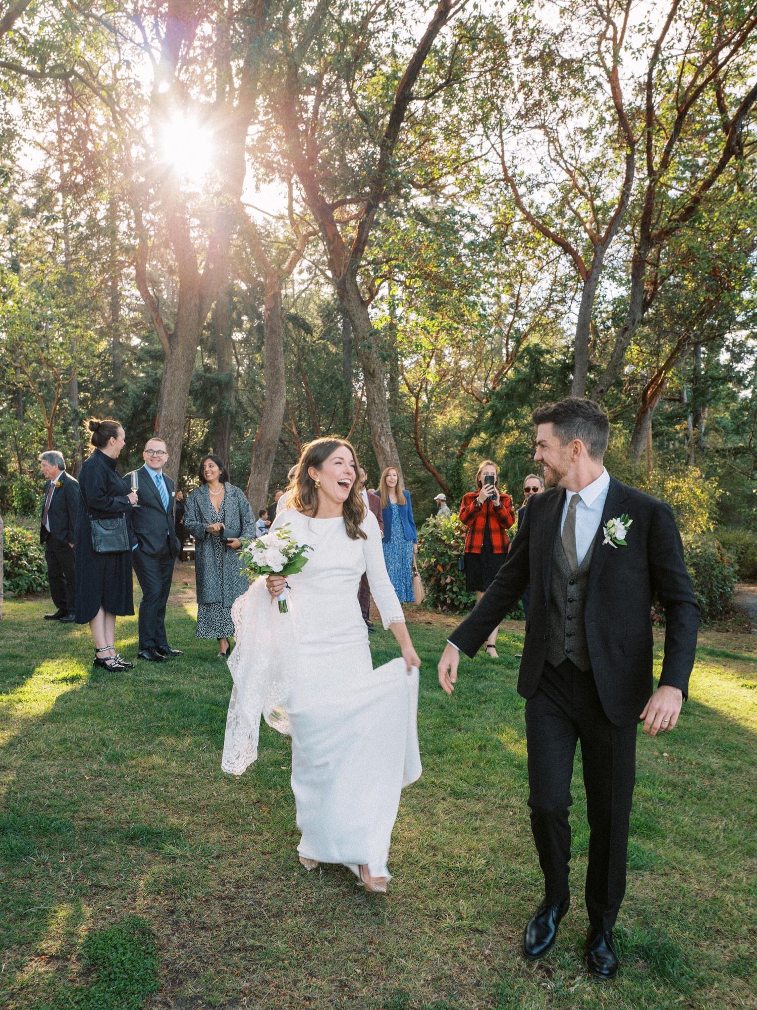 076_A colorful PNW outdoor wedding at the Captain Whidbey Inn, with Clutch Events and Ryan Flynn Photography.jpg
