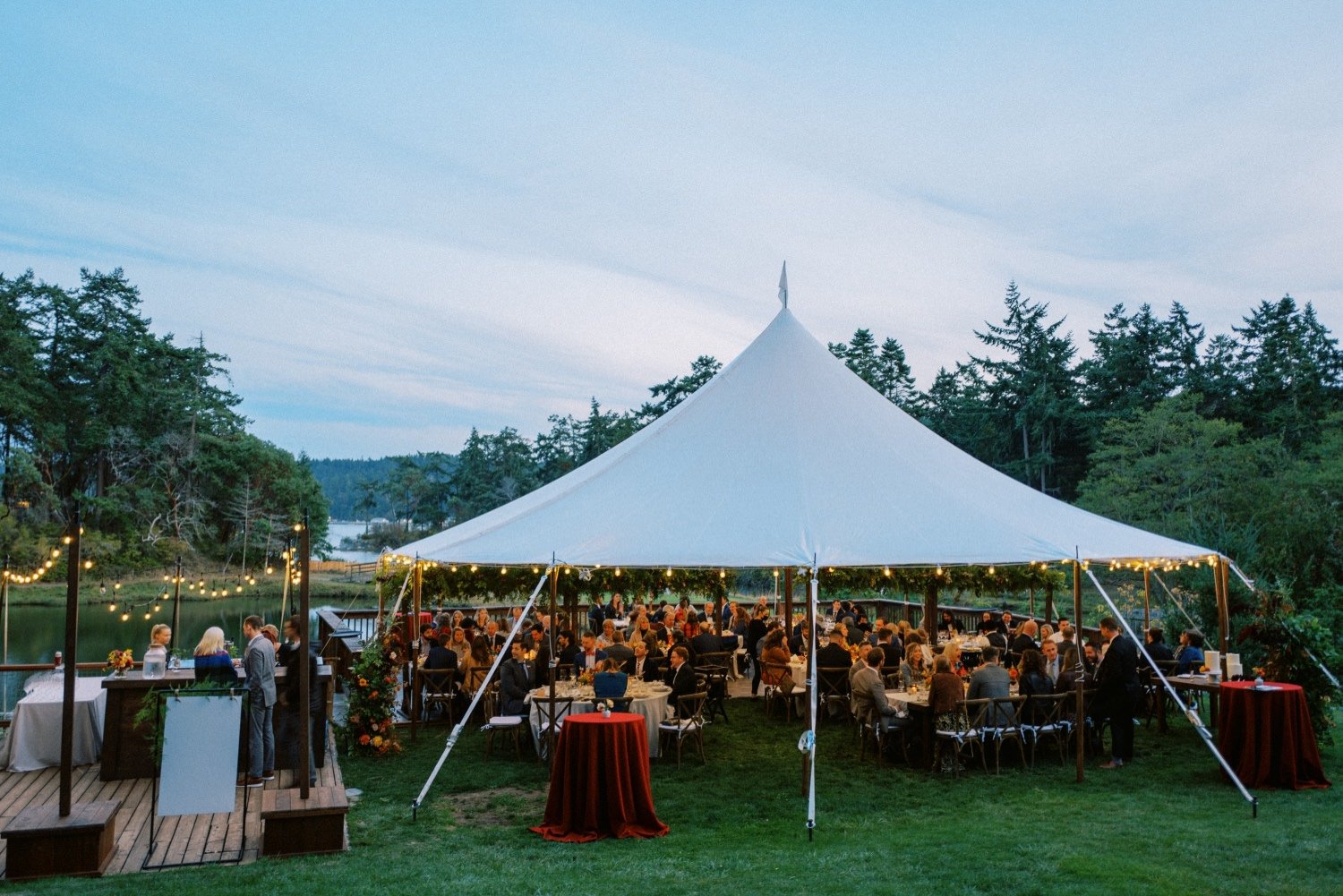 117_A colorful PNW outdoor wedding at the Captain Whidbey Inn, with Clutch Events and Ryan Flynn Photography.jpg