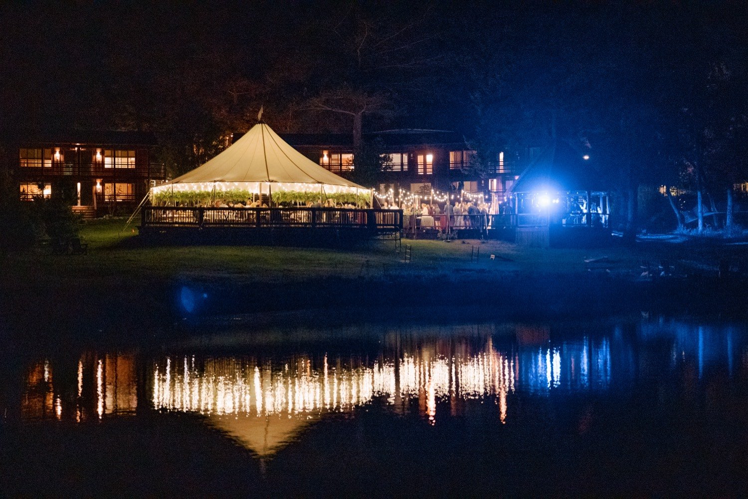 130_A colorful PNW outdoor wedding at the Captain Whidbey Inn, with Clutch Events and Ryan Flynn Photography.jpg
