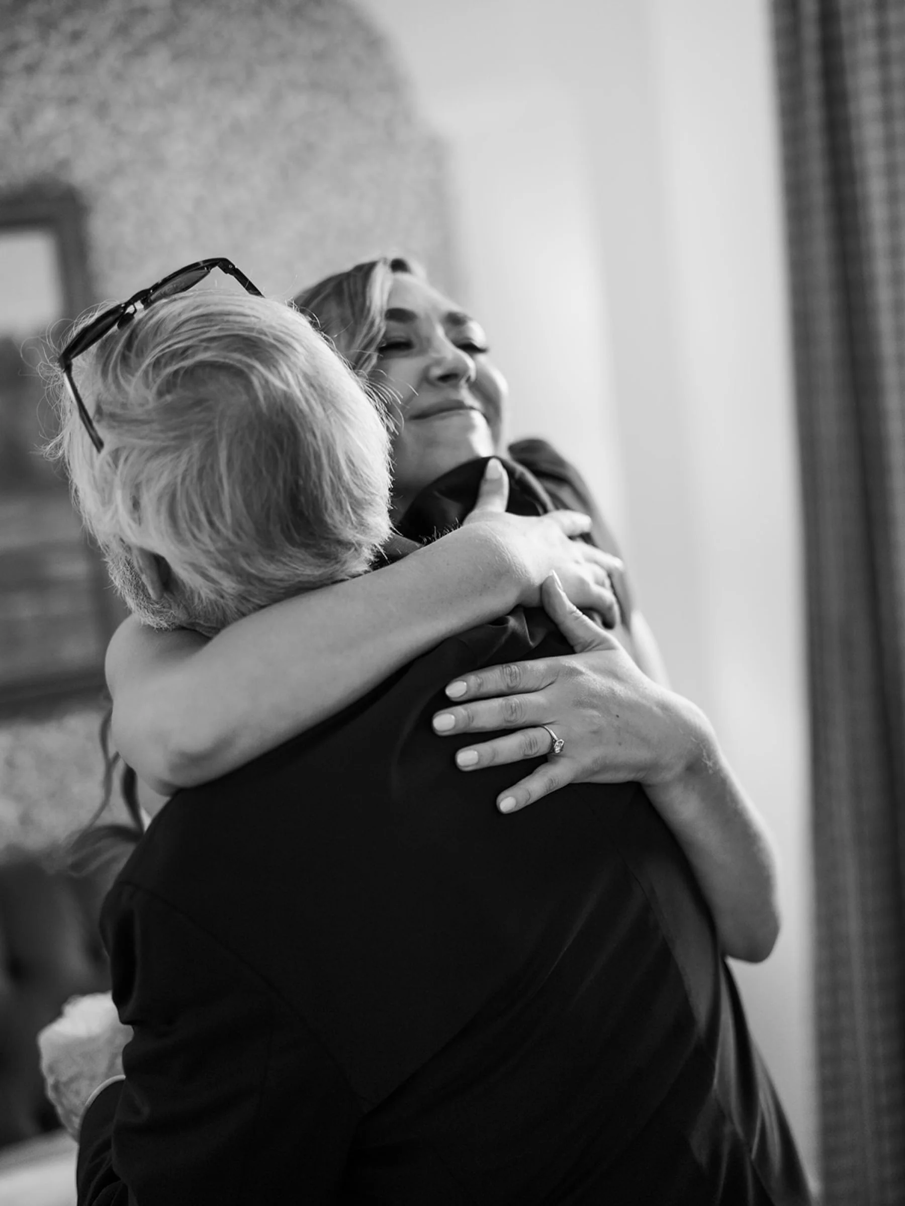 47_documentary-style wedding photos at an outdoor wedding at The Orchard in Hood River, by best Hood River and Portland wedding photographer Ryan Flynn.jpg