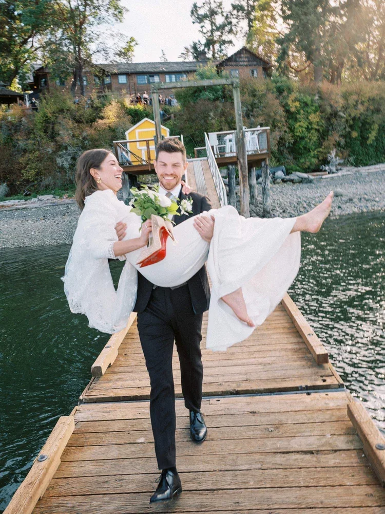 Bride and groom whisked away on Kenmore Air Seaplane over Puget Sound
