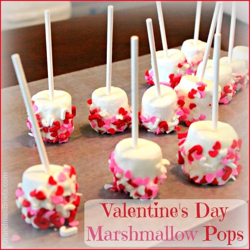 Valentine's Day Marshmallow Pops