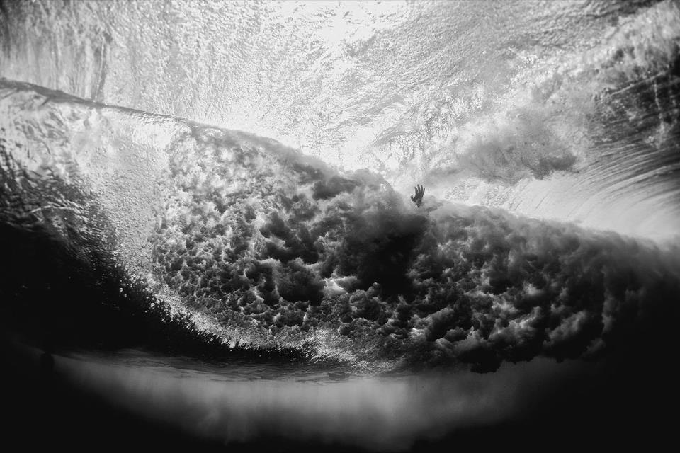 © Tim McKenna // Athlete: Teiva Joyeux // Location: Teahupoo, French Polynesia