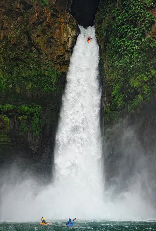 Photograph by © Lucas Gilman // Kayaker: Rafa Ortiz