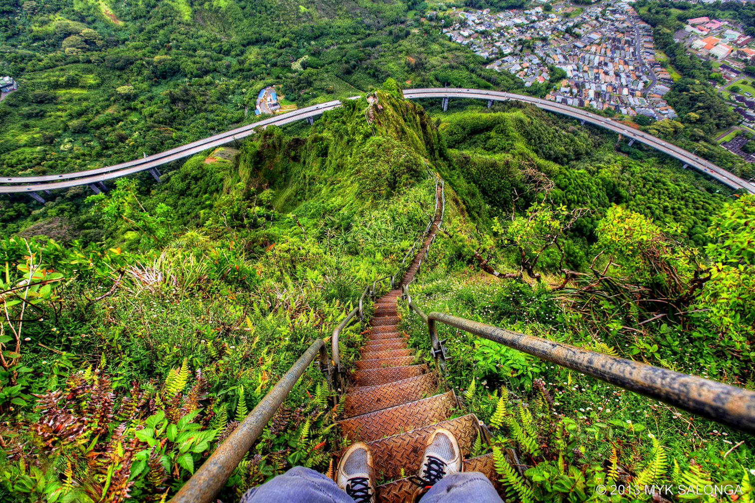 Stairway To Heaven Hawaii Hike: Epic Haiku Stairs Oahu Trail