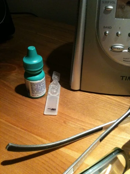 Eye drops before bed​