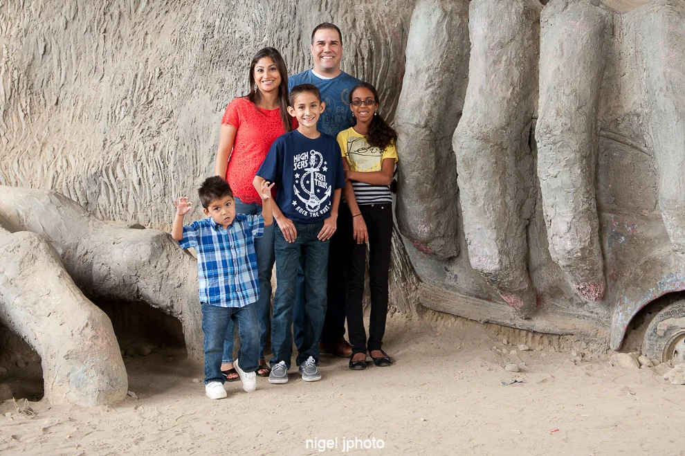 seattle-family-photos-fremont-troll-.jpg
