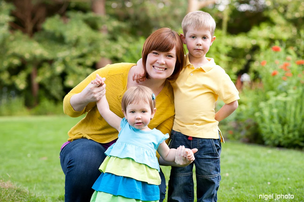 aunt-with-niece-and-nephew.jpg