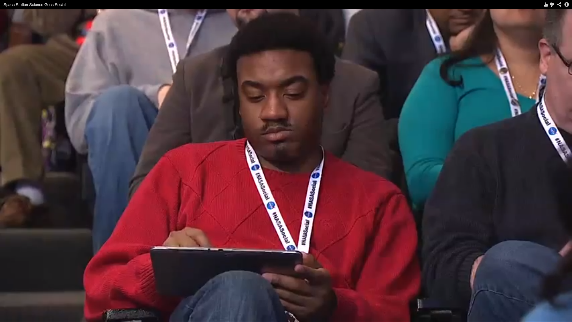 Shareef surfing Galaxy Tab 2.png