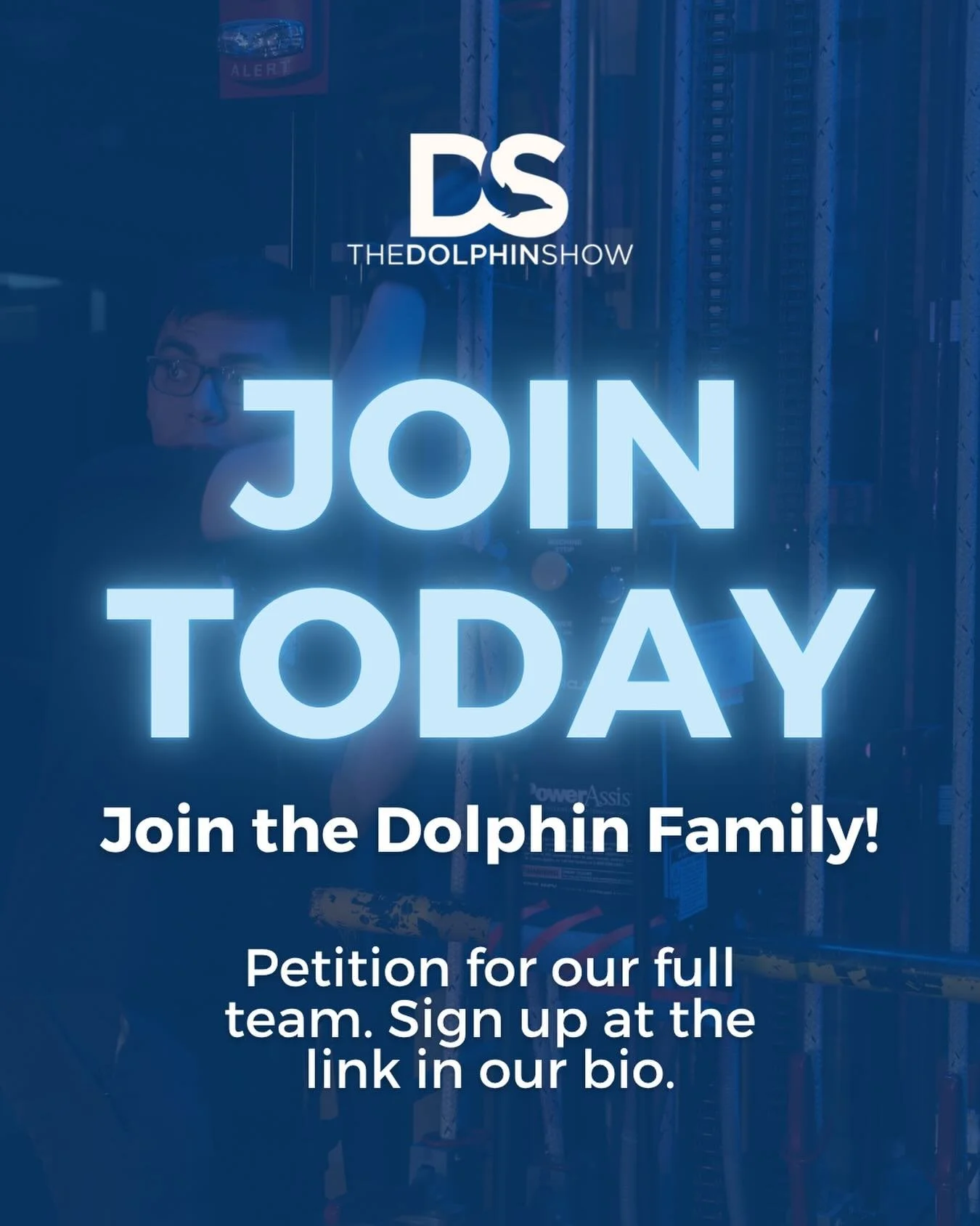 🐬🌟Full Team Petitions continue TODAY and TOMORROW! Come be a part of the largest student produced musical in the nation! Sign up at the link in our bio!