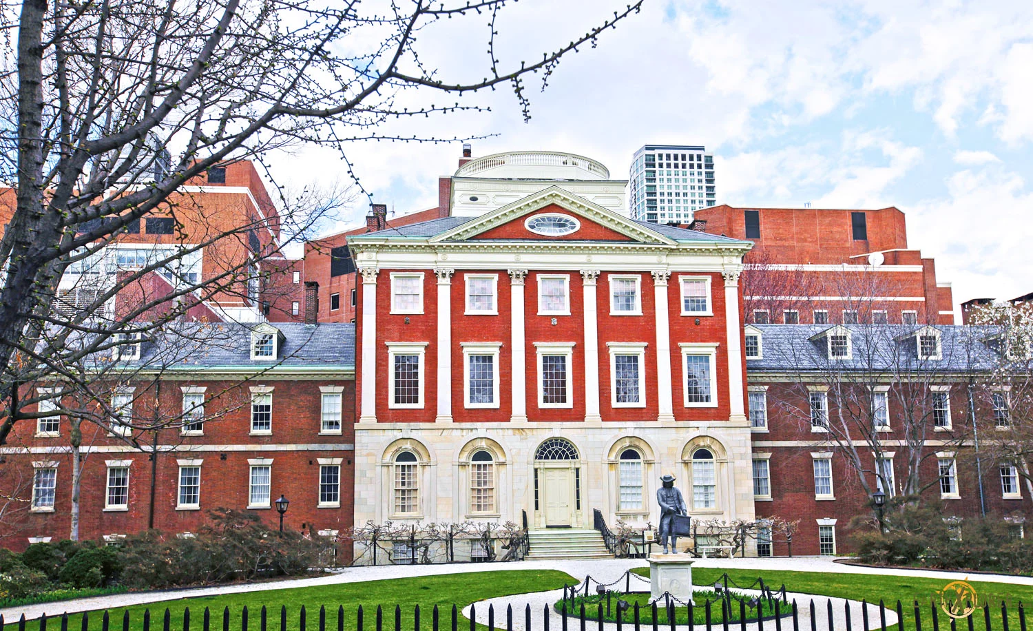 The nation’s first hospital was co-founded by Benjamin Franklin.