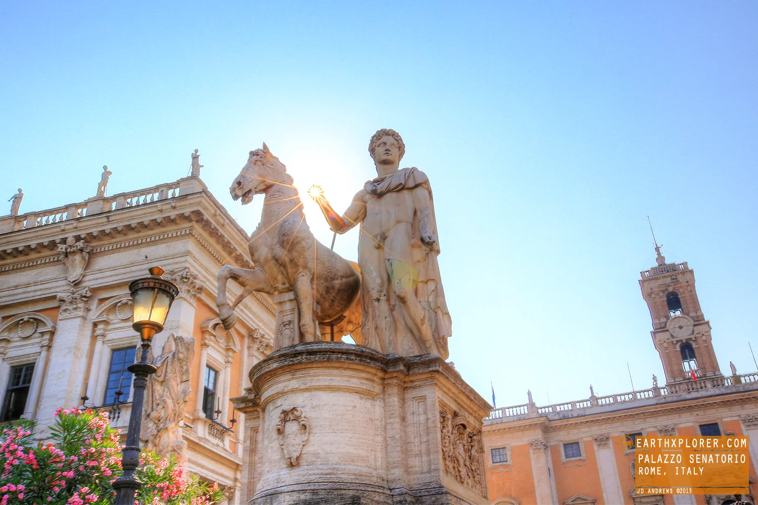 This Renaissance building is home to the city government. Statues of Romans Castor and Pollux can be seen at the top of the staircase.