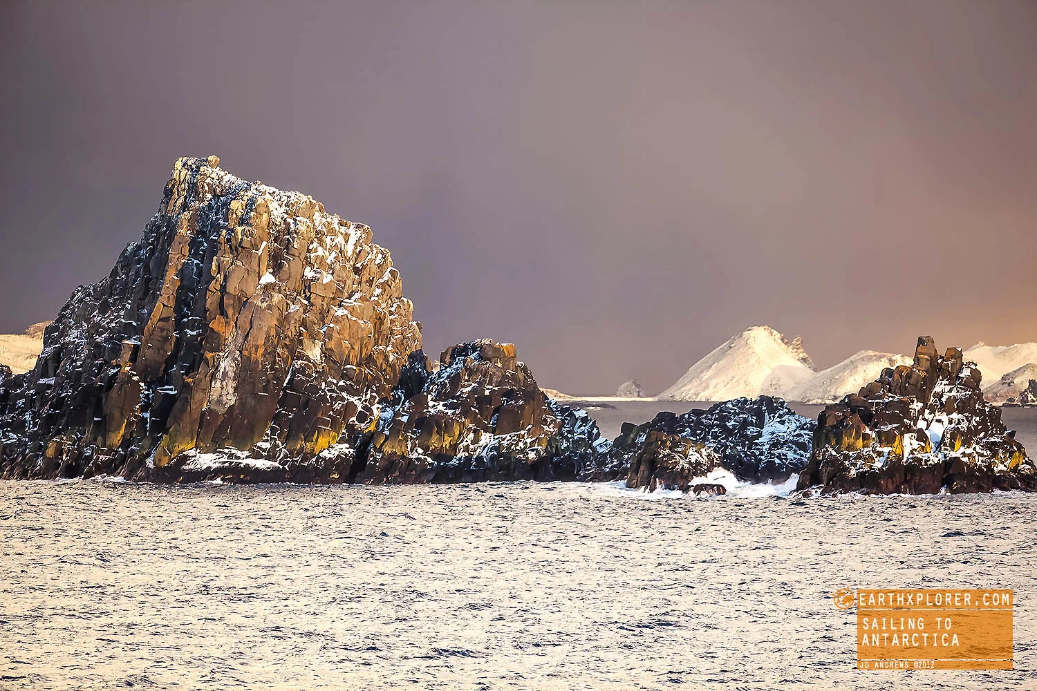 Sailing to Antarctica 10.jpg