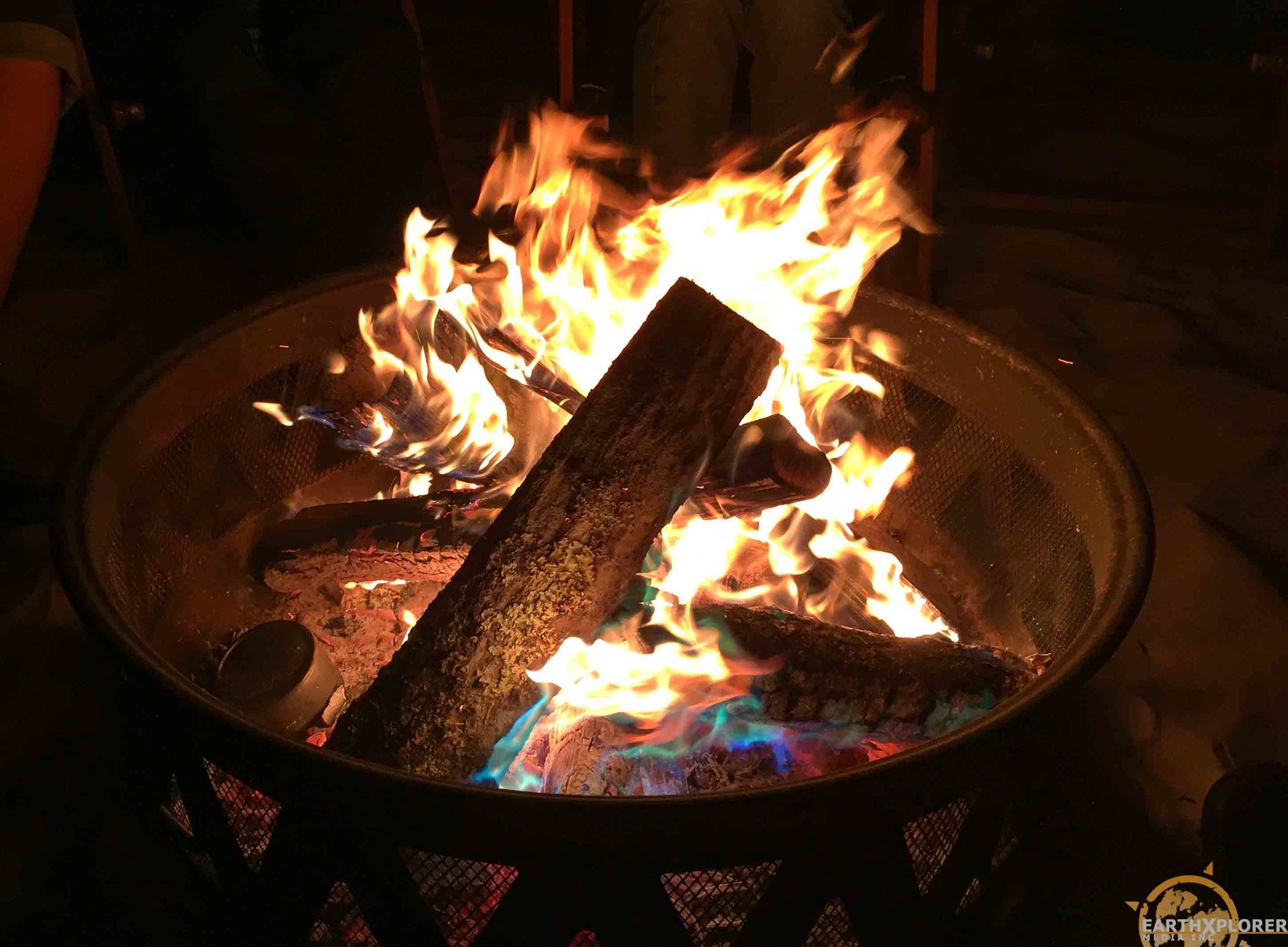 Make FIRE! Beach Bonfire with S’mores