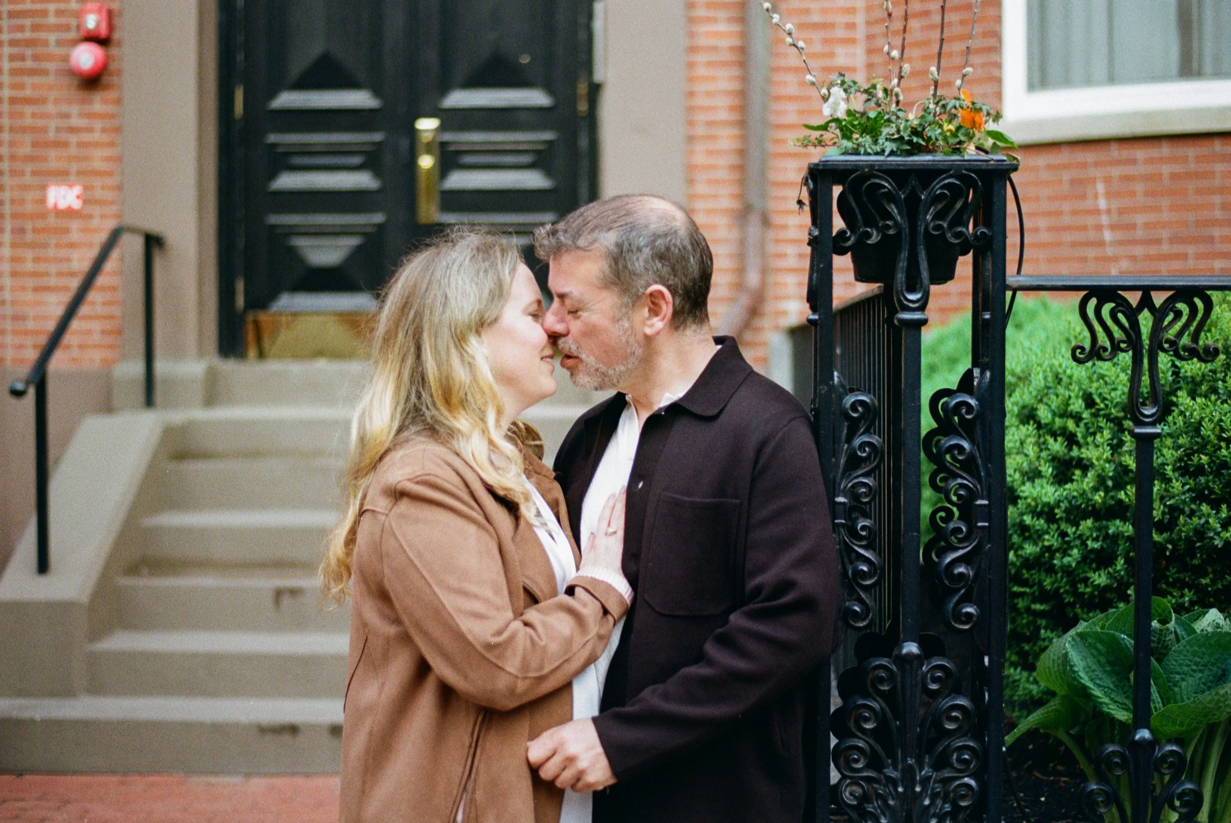 051026-Cathy-Aaron-Engagement-Color-Film-007.jpg