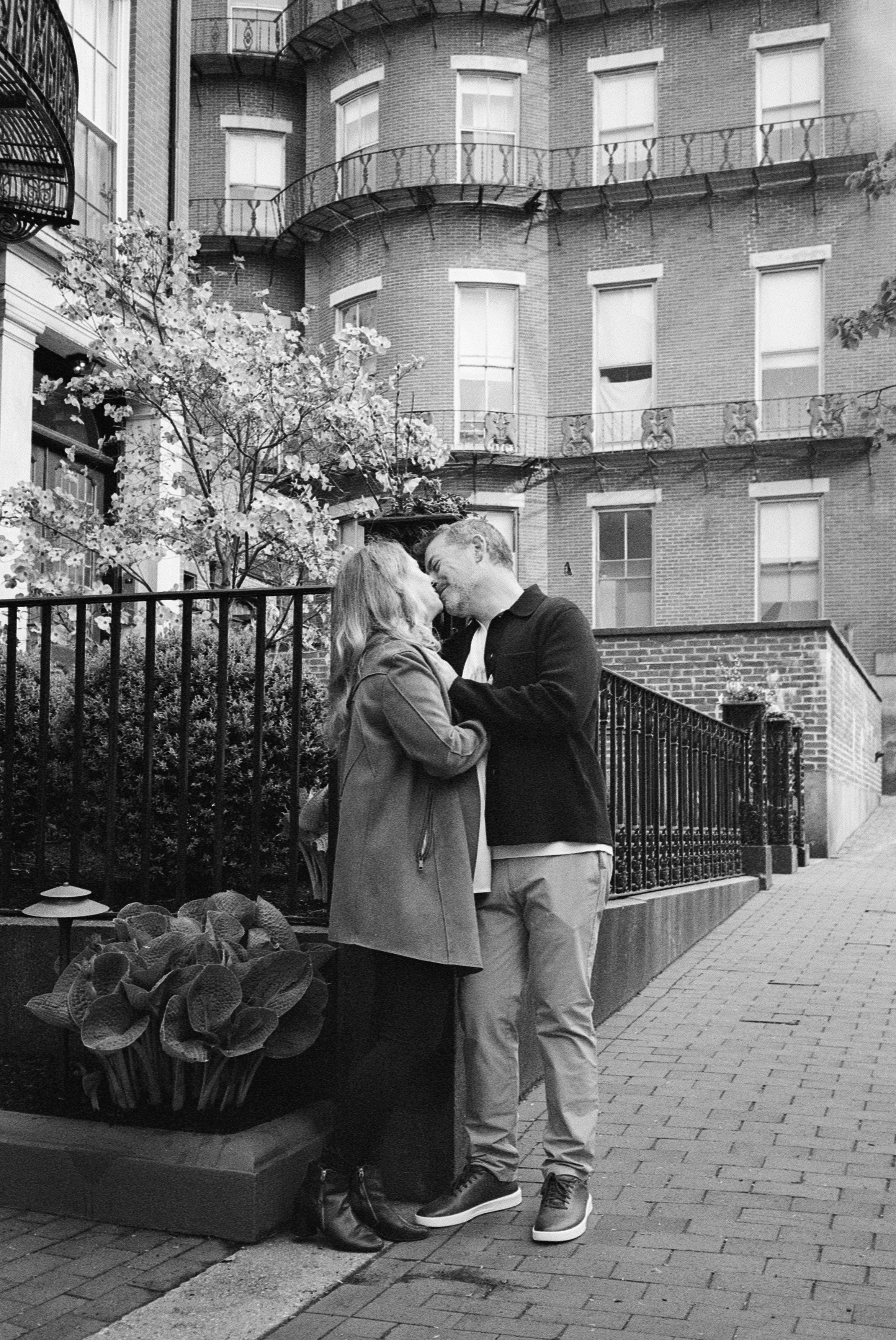 051026-Cathy-Aaron-Engagement-BW-Film-002.jpg