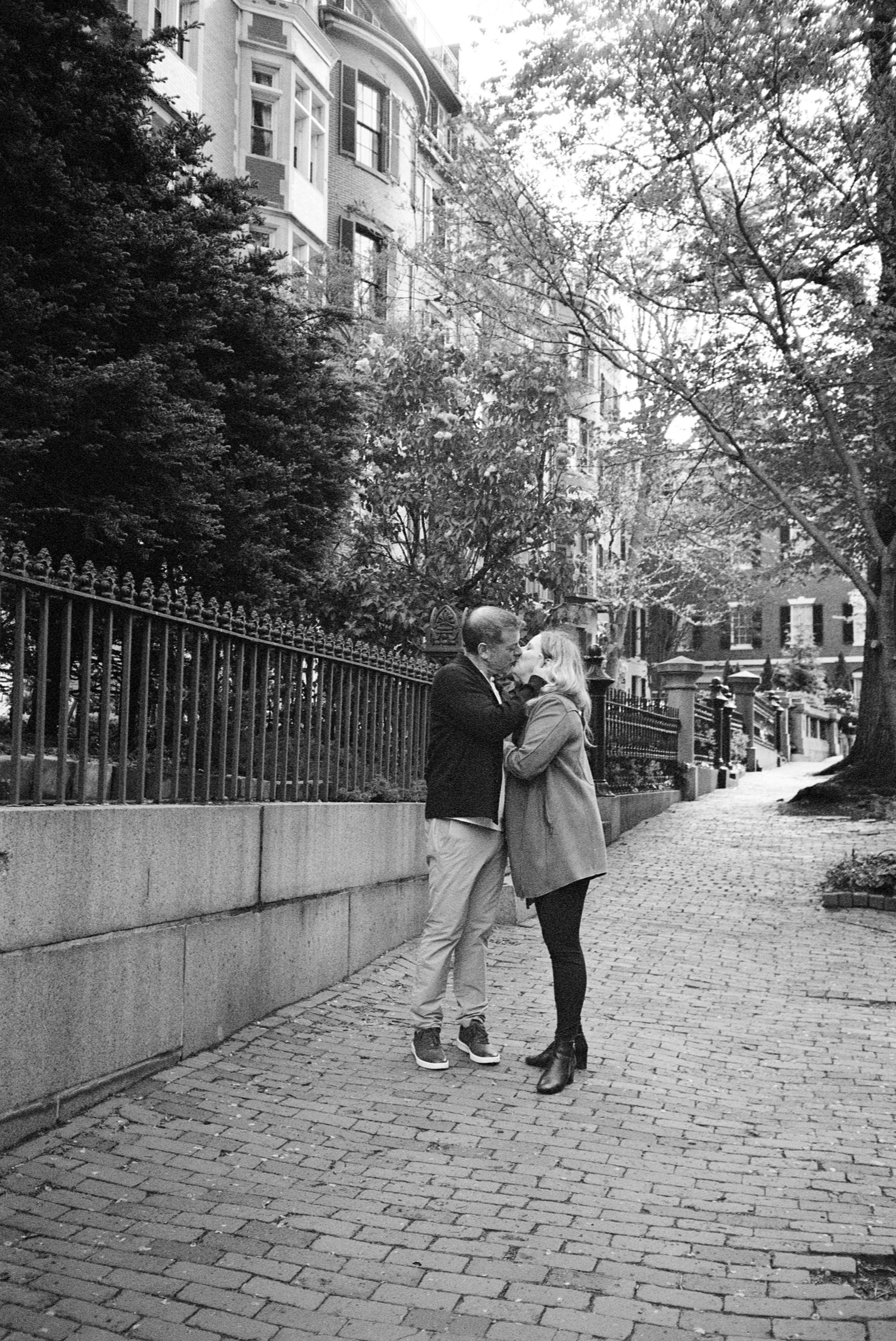 051026-Cathy-Aaron-Engagement-BW-Film-005.jpg