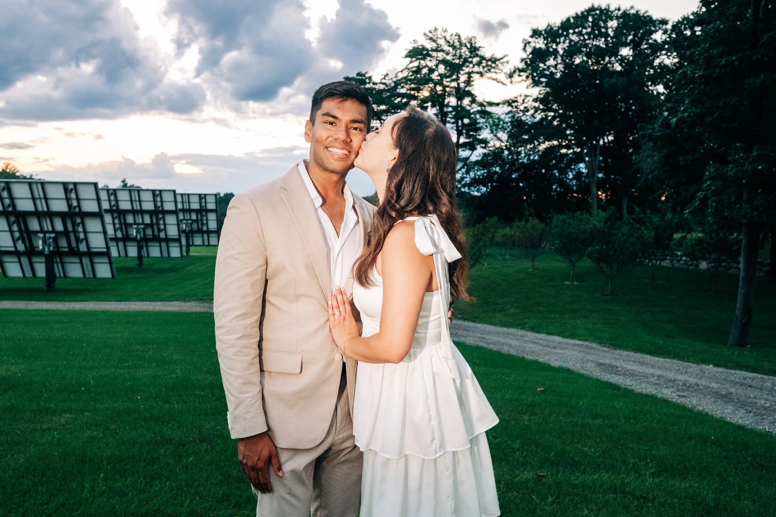 Why Great Wedding Photographers Use Both Natural Light and Flash
