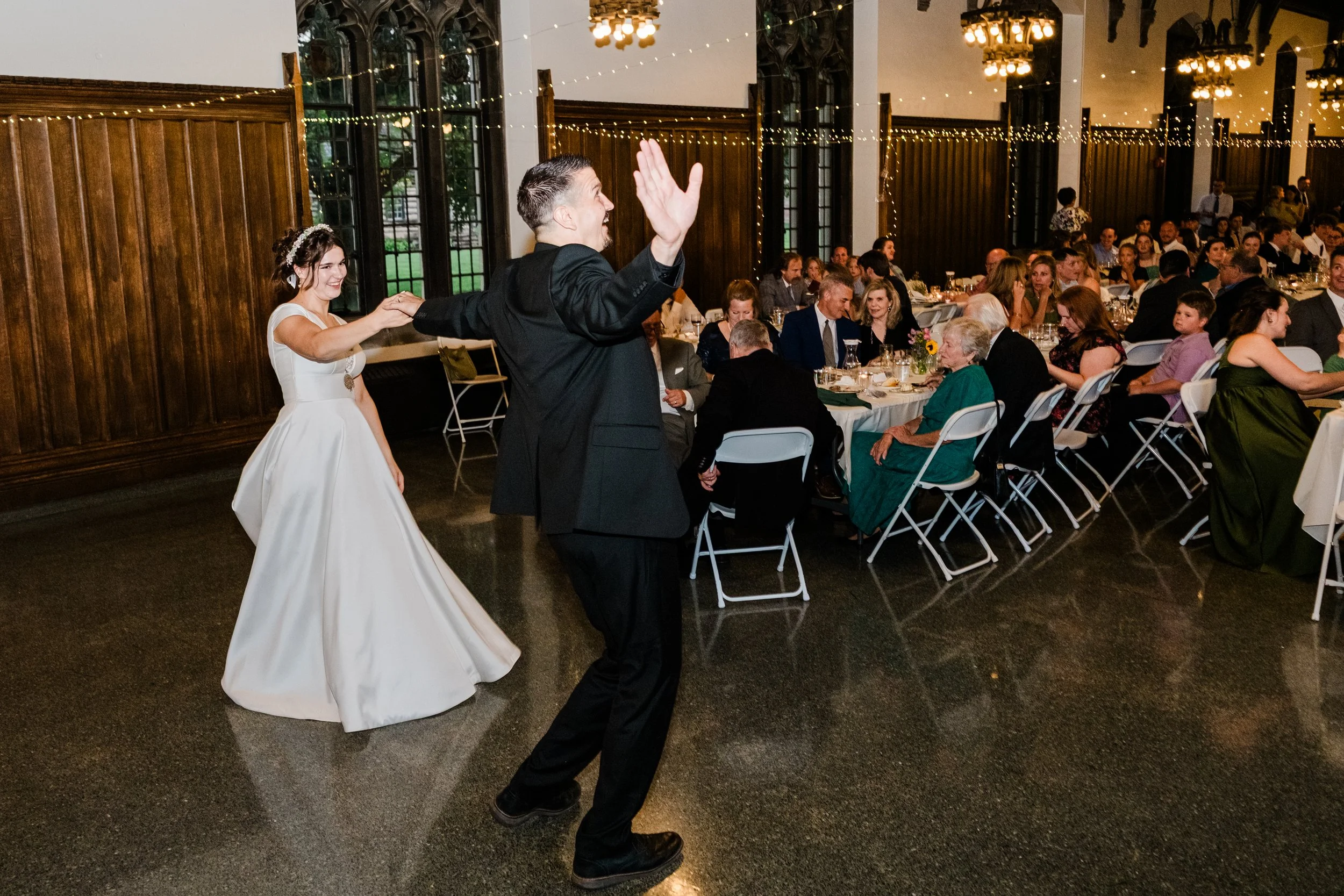 The Family Photos You’ll Treasure Most From Your Wedding Day