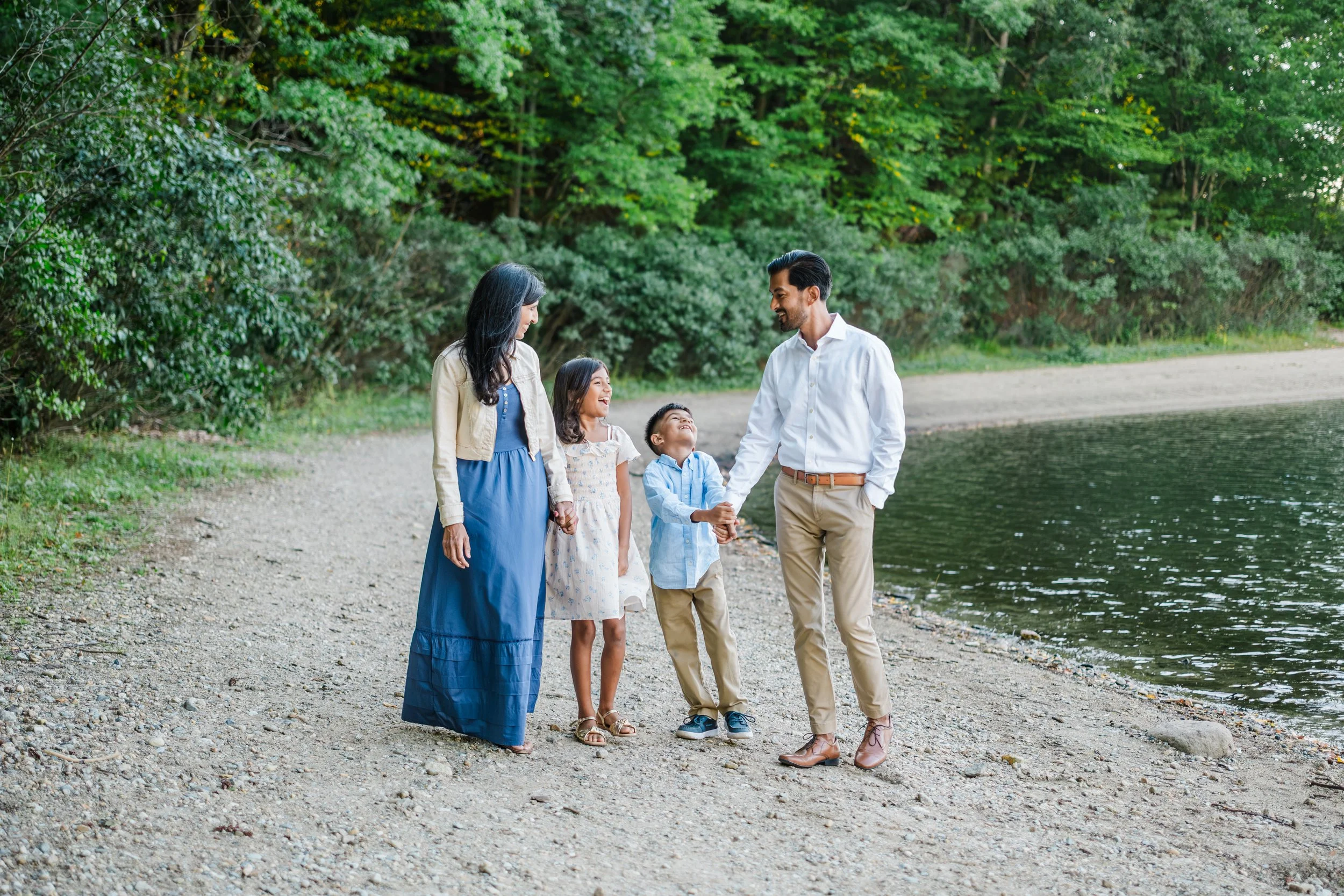 091826-Summar-and-Ray-Family-Session-020.jpg