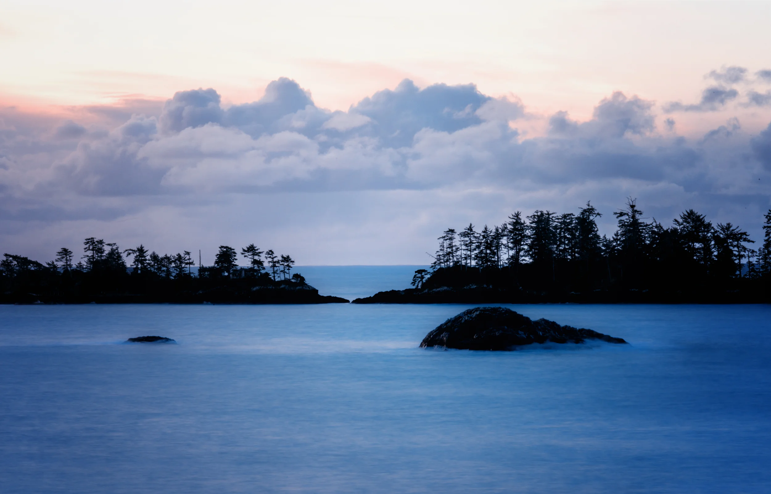 ISLANDS IN THE DREAM